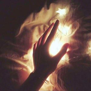 和女友在厨房做爰疯狂
