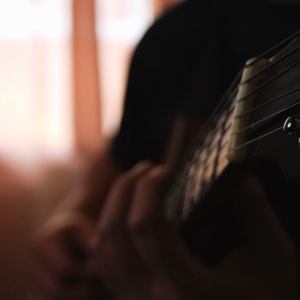 和女友在厨房做爰疯狂
